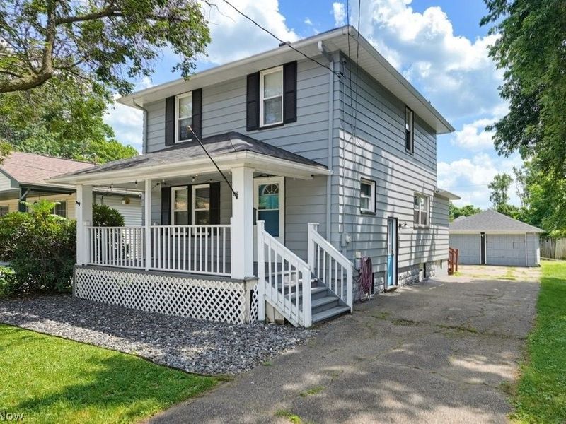 1866 Flint Avenue, Akron, OH 44305 Photo 2