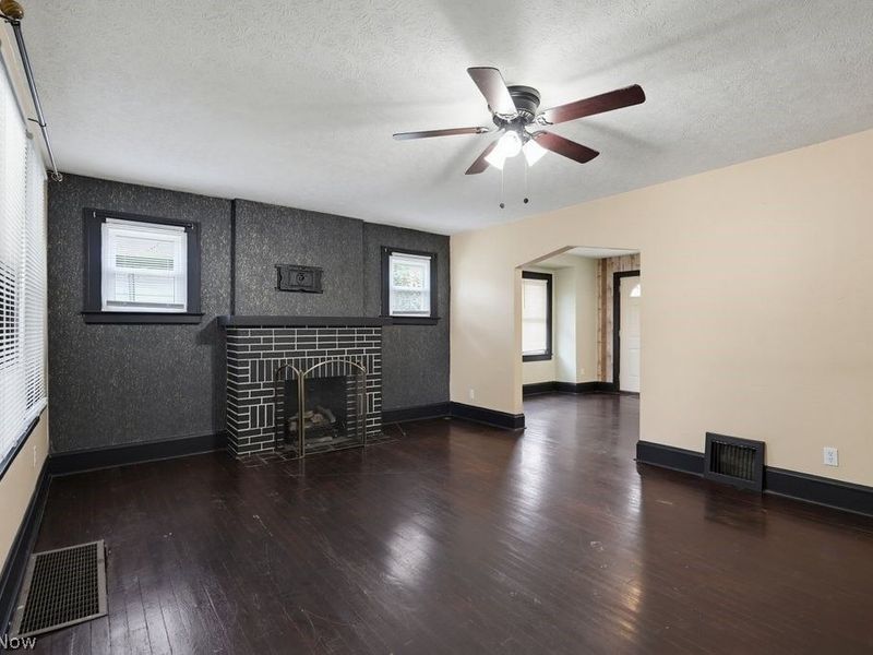 1866 Flint Avenue, Akron, OH 44305 Photo 3