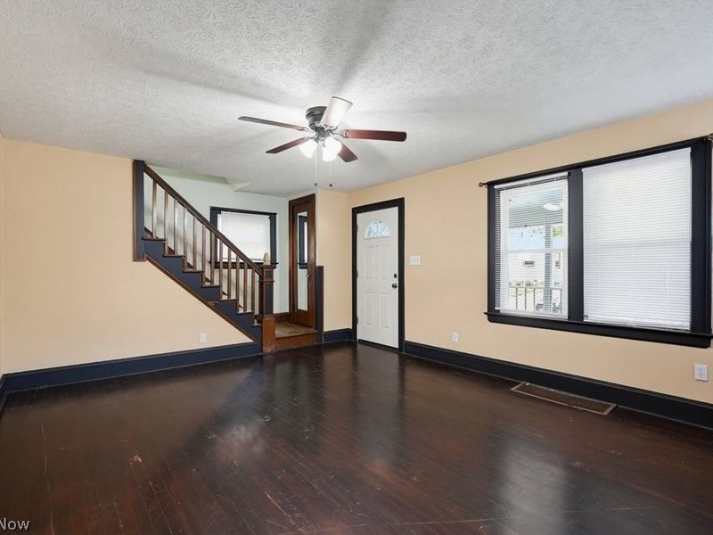 1866 Flint Avenue, Akron, OH 44305 Photo 4