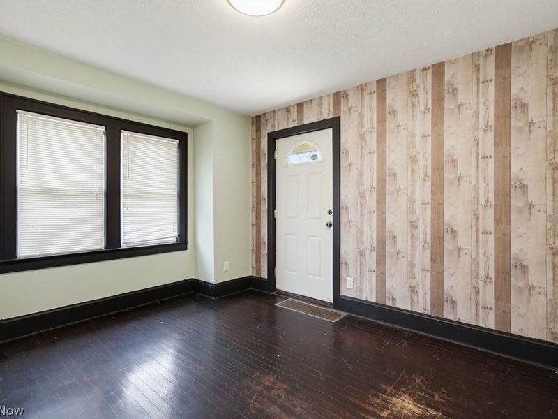 1866 Flint Avenue, Akron, OH 44305 Photo 6