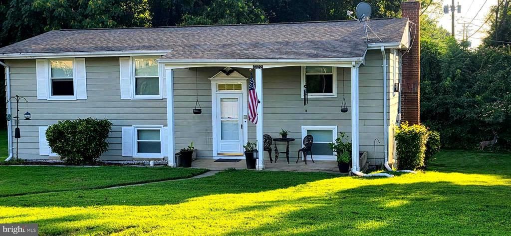 6122 7th Street, King George, VA 22485 Main Photo