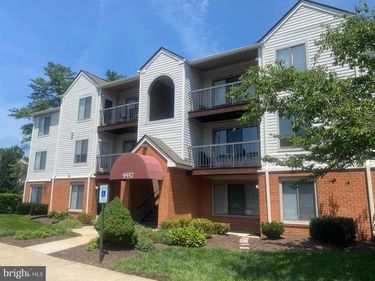 9557 COGGS BILL DRIVE, Unit 104, MANASSAS, VA 20110