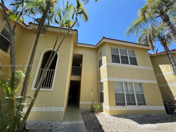 417 Vista Isles Dr, Unit 2324, Sunrise, FL 33325