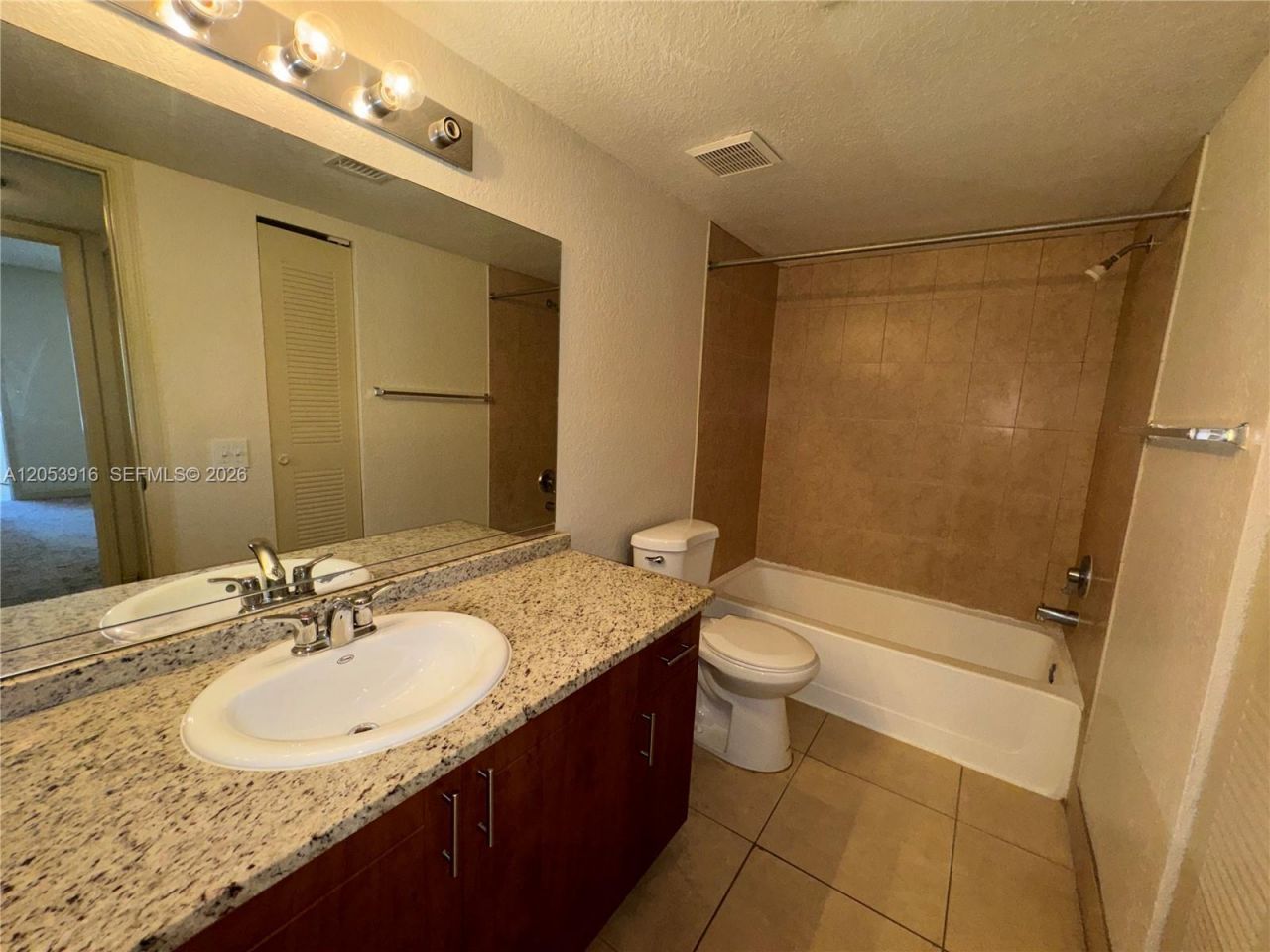 417 Vista Isles Dr, Unit 2324, Sunrise, FL 33325 Photo