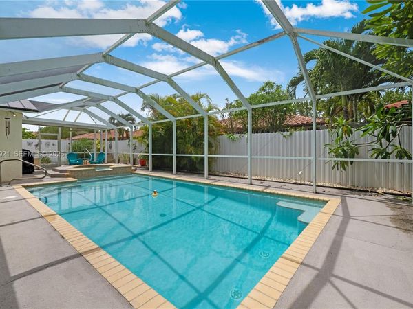 15431 SW 177th Ter , Miami, FL 33187