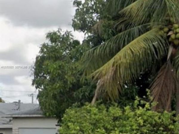 1325 NW 28 St , Unit 1, Miami, FL 33142