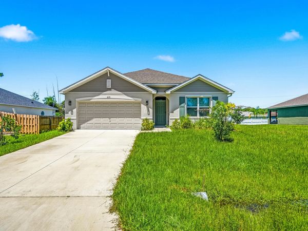 2670 RAMSDALE Drive SE, Palm Bay, FL 32909