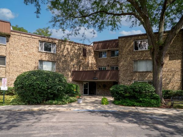 2600 Brookwood Way Drive , Unit 113A, Rolling Meadows, IL 60008