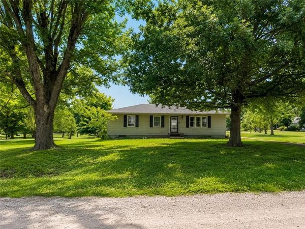 134 NE 1291st Road, Knob Noster, MO 65336