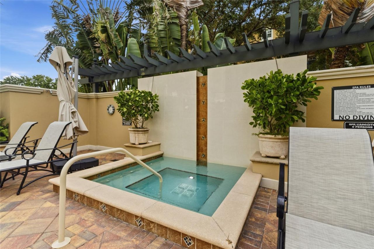 1064 N Tamiami Trail , Unit 1525, Sarasota, FL 34236 Photo