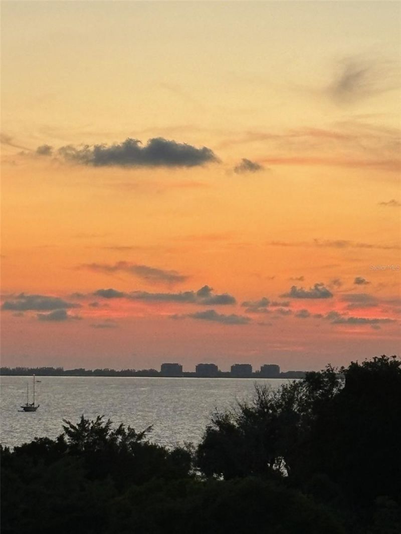 1064 N Tamiami Trail , Unit 1525, Sarasota, FL 34236 Photo