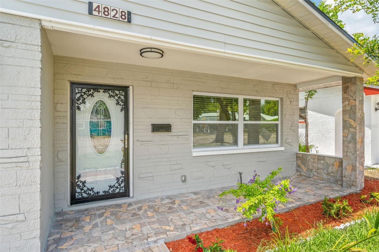 4828 22nd Avenue N, Saint Petersburg, FL 33713 Photo