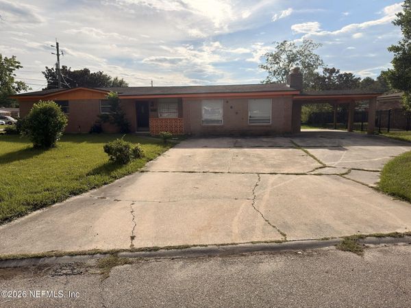 9806 PRIORY Avenue, Jacksonville, FL 32208