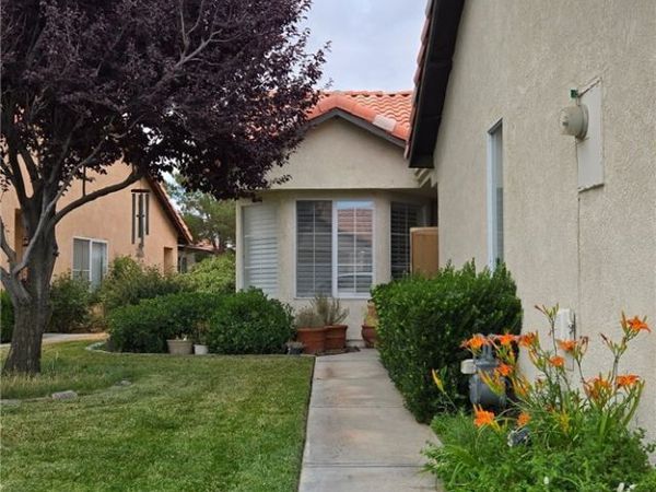 11545 Oak, Apple Valley, CA 92308