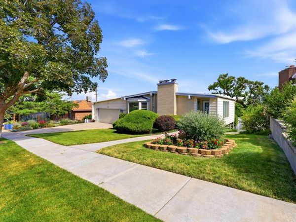 2327 E CAVALIER DR S, Cottonwood Heights, UT 84121