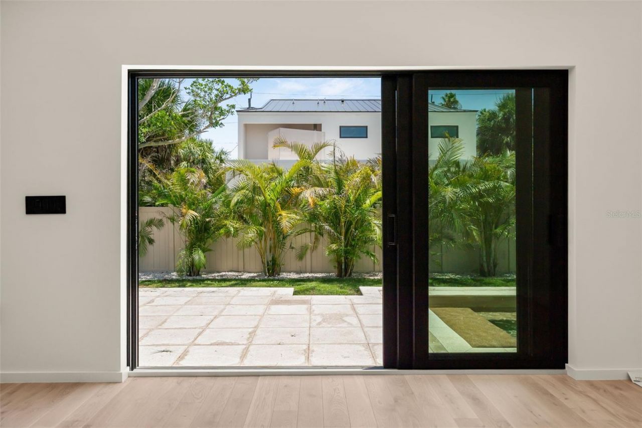 1680 Cherry Lane, Sarasota, FL 34236 Photo