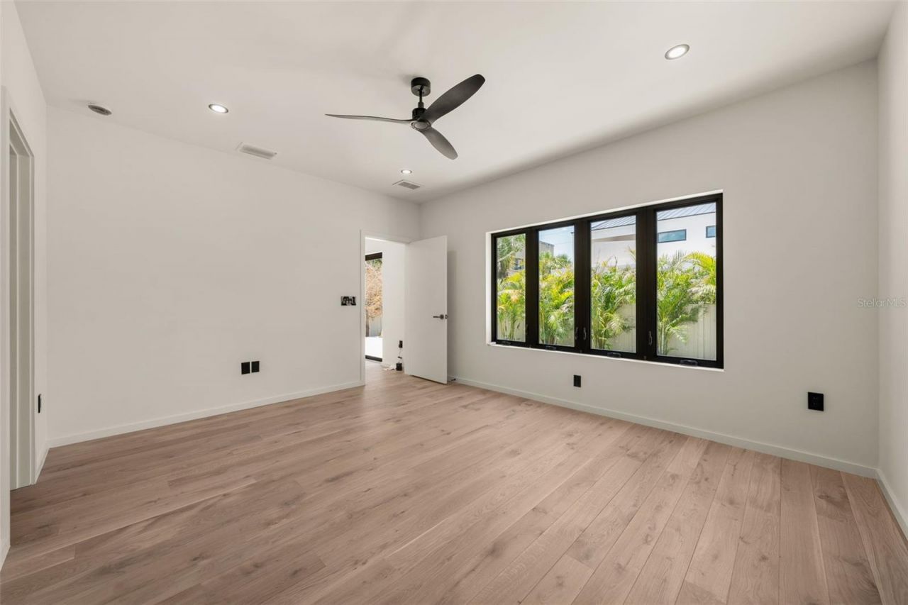 1680 Cherry Lane, Sarasota, FL 34236 Photo