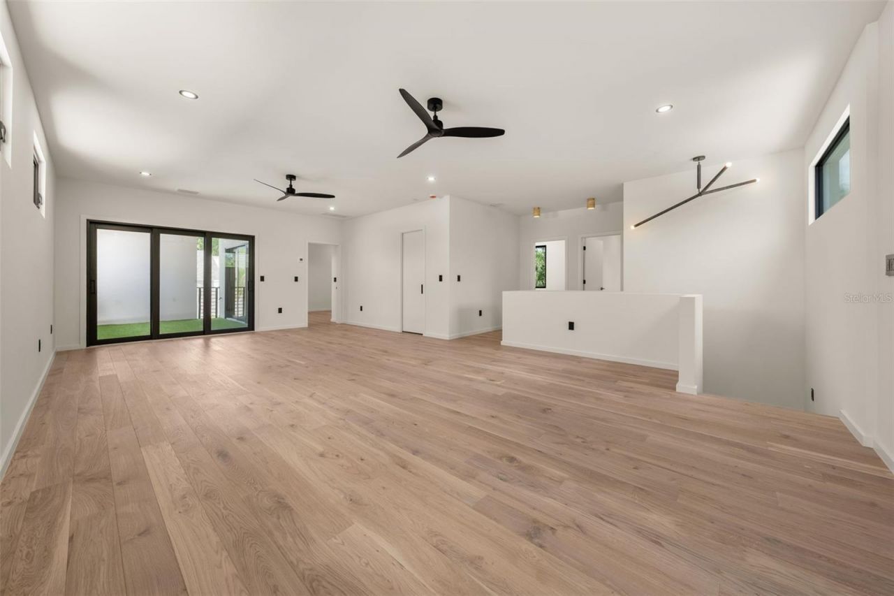 1680 Cherry Lane, Sarasota, FL 34236 Photo