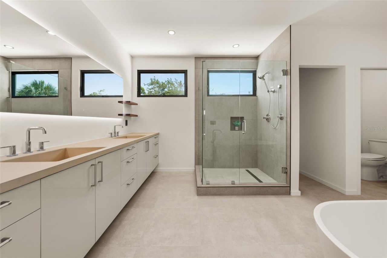 1680 Cherry Lane, Sarasota, FL 34236 Photo