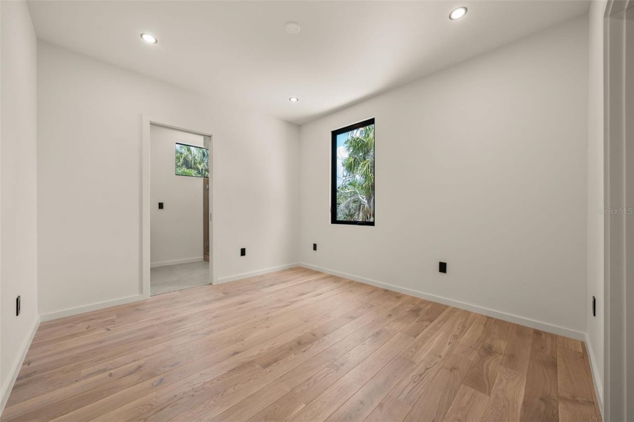 1680 Cherry Lane, Sarasota, FL 34236 Photo