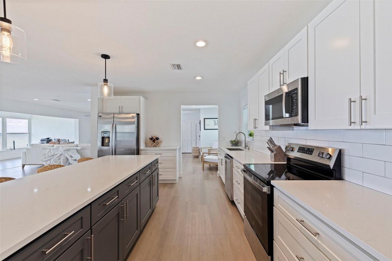 501 22nd Avenue Se, Saint Petersburg, FL 33705 Photo