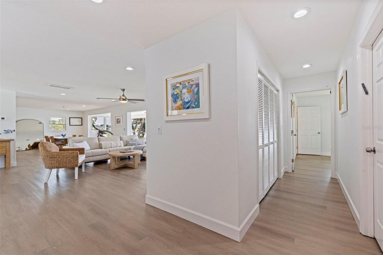 501 22nd Avenue Se, Saint Petersburg, FL 33705 Photo