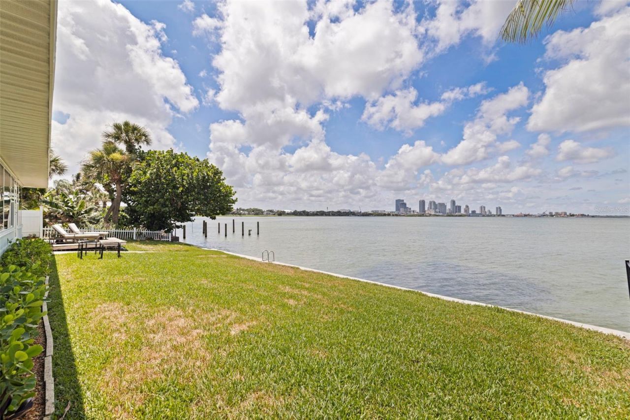 501 22nd Avenue Se, Saint Petersburg, FL 33705 Photo