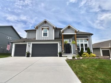 2152 Hay Market Court, Liberty, MO 64068