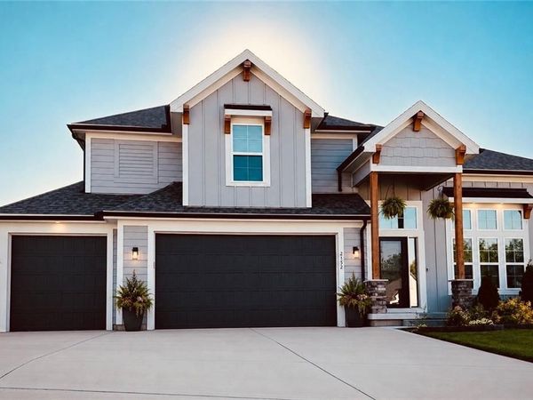 2152 Hay Market Court, Liberty, MO 64068