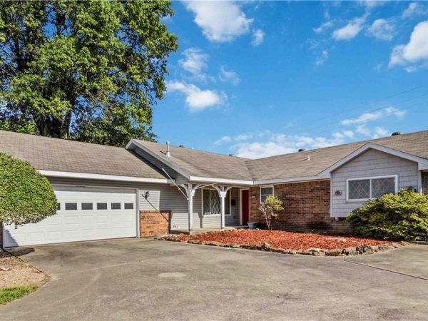 1620 Cartwright Circle , Springdale, AR 72762