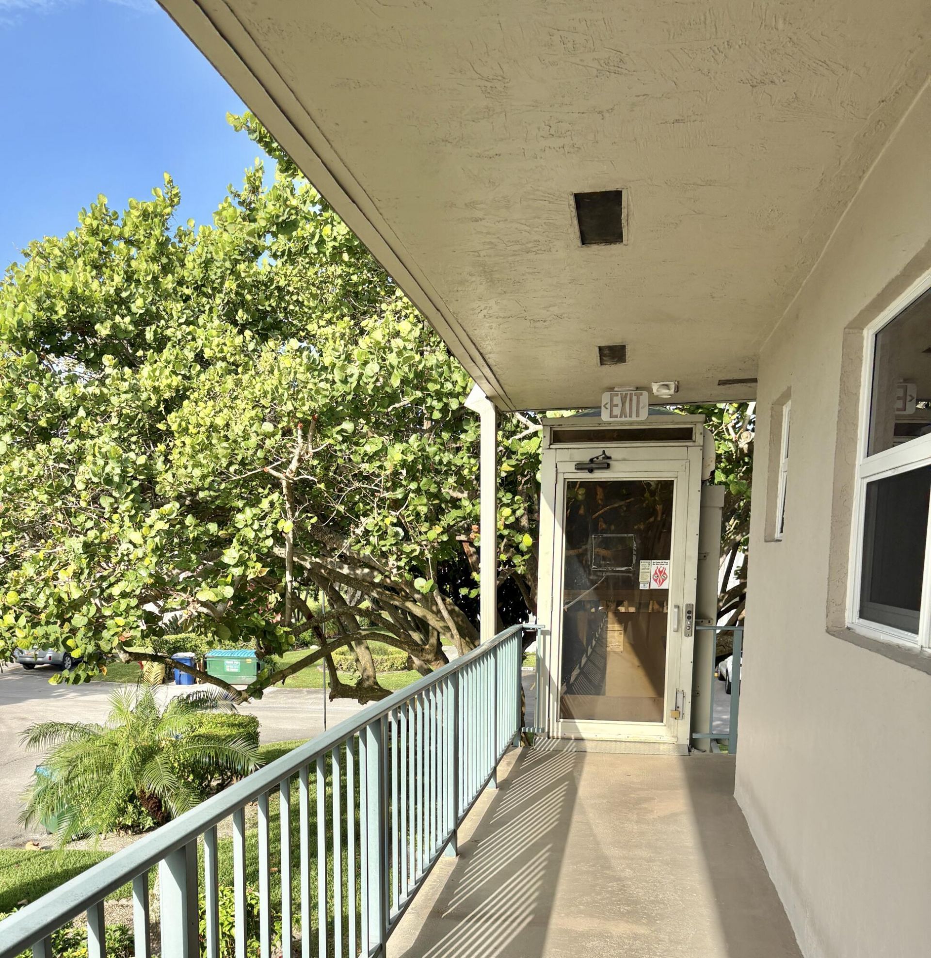 209 Oxford 200, West Palm Beach, FL 33417 Photo