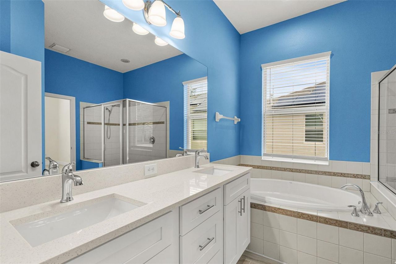 12720 Whitney Meadow Way , Riverview, FL 33578 Photo