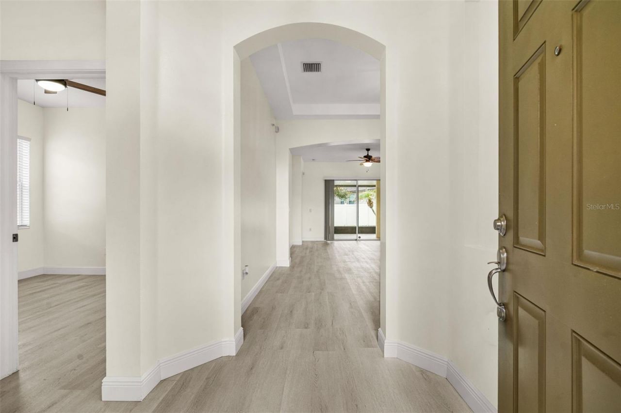 12720 Whitney Meadow Way , Riverview, FL 33578 Photo