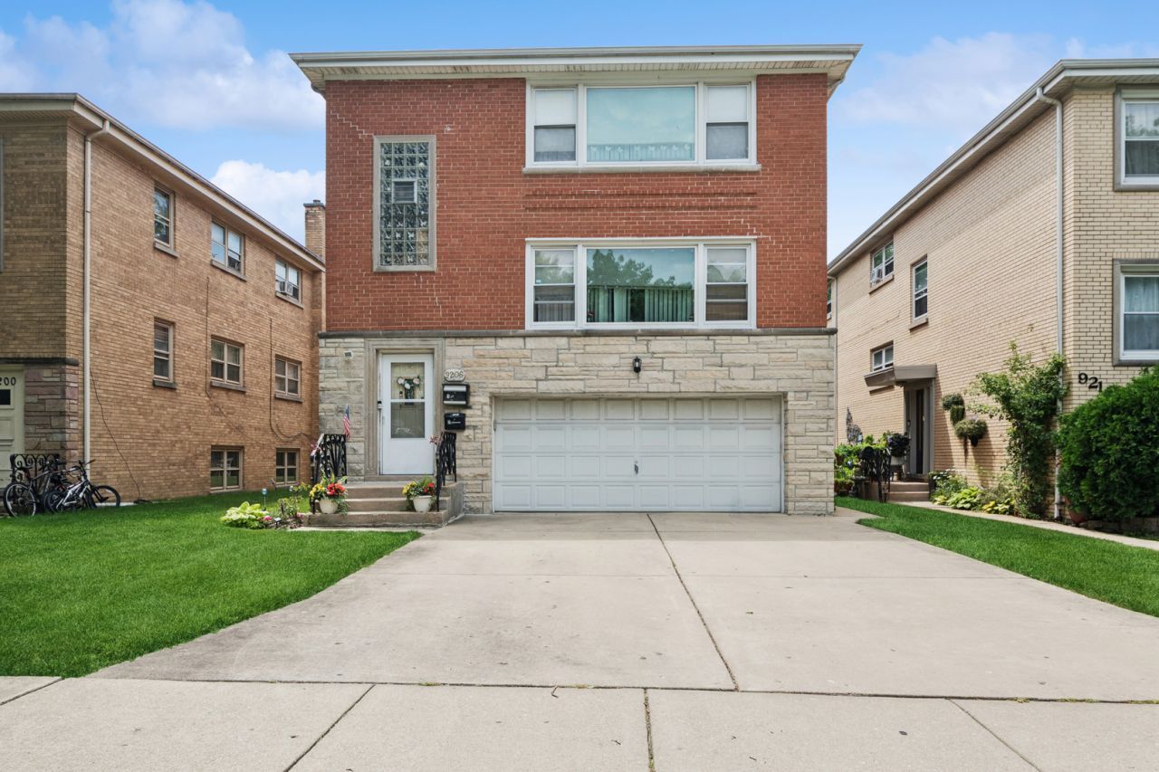 9206 Bennett Avenue , Evanston, IL 60203