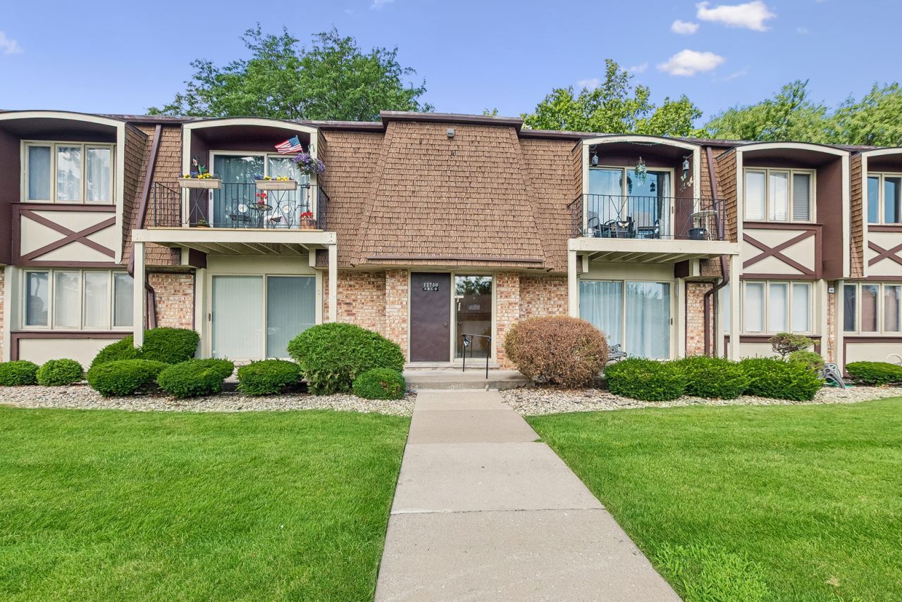 12750 Carriage Lane , Crestwood, IL 60418