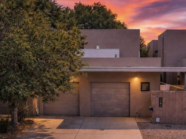 1505 San Patricio Avenue SW, Albuquerque, NM 87104