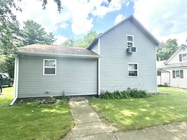501 S Pearl Street , Knox, IN 46534