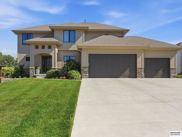 16007 Craig Avenue, Bennington, NE 68007
