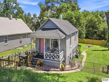 3007 S 30 Street, Omaha, NE 68105