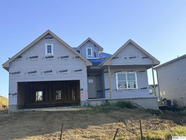 18073 Soldier Street, Omaha, NE 68136