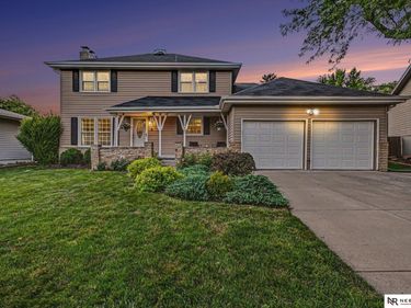 13968 Woolworth Circle, Omaha, NE 68144