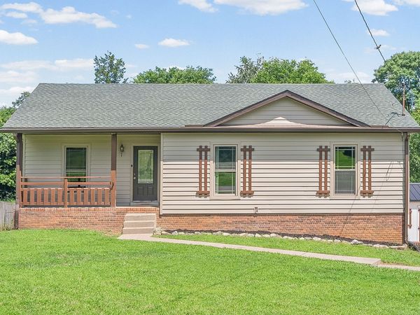 2607 Cummings Cir , Clarksville, TN 37042