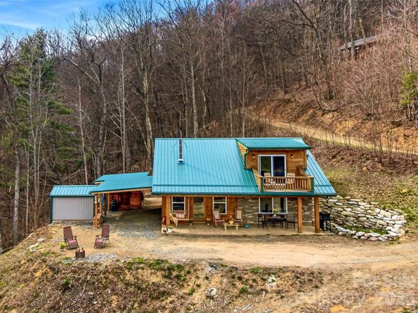131 White Oak Way , Hot Springs, NC 28743