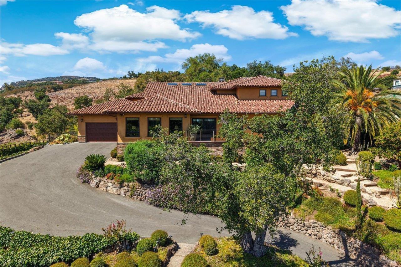 178 Westgate Drive, Napa, CA 94558