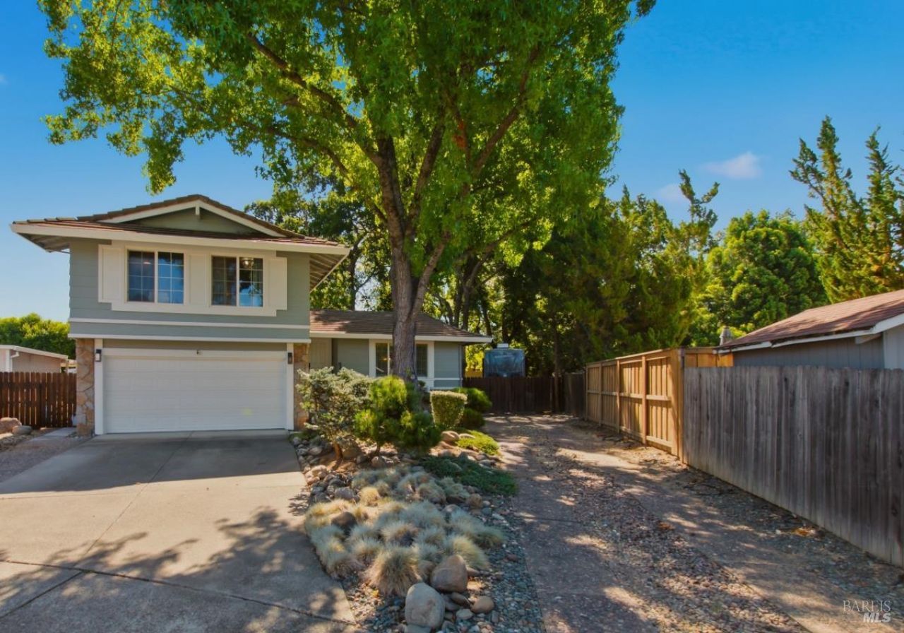 107 Cochise Court, Vacaville, CA 95688 Main Photo