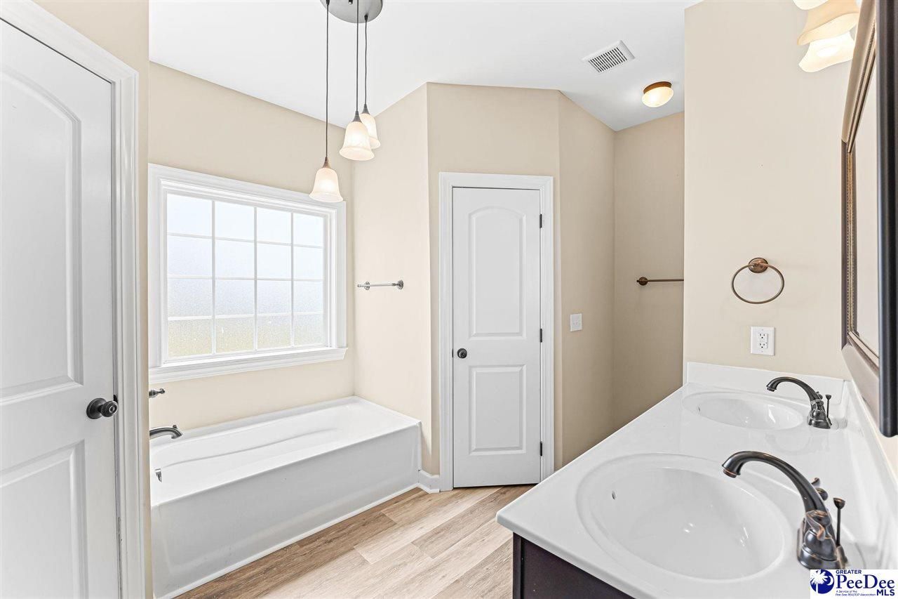 3022 Red Berry Circle Photo 17