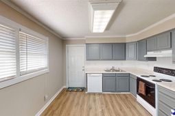 334 W Smith Ave photo 4