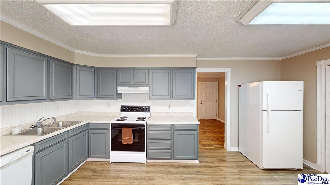 334 W Smith Ave Photo 5