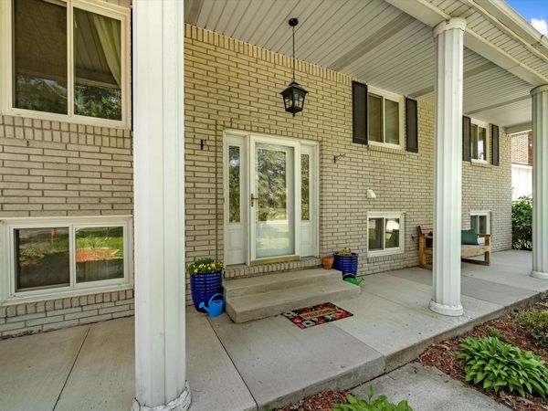 3670 Golfside Road, Ypsilanti, MI 48197