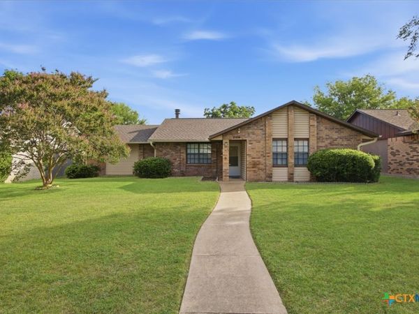 2106 Stagecoach Trail , Temple, TX 76502